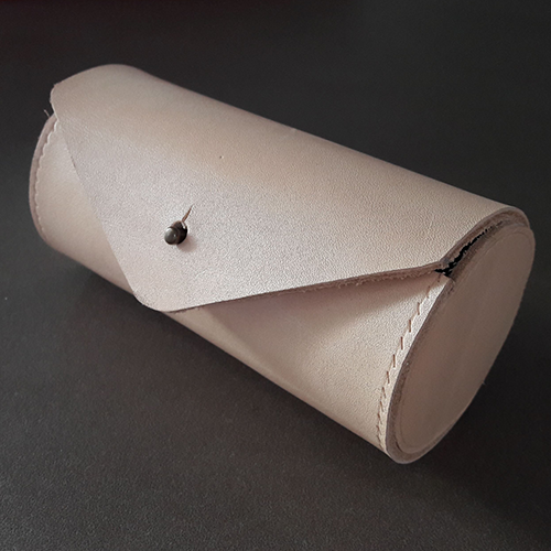 Etui rond blanc